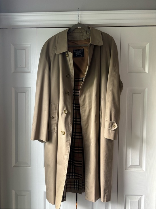 Burberry Other - Burberry Beige Trench Coat with Signature Check Lining